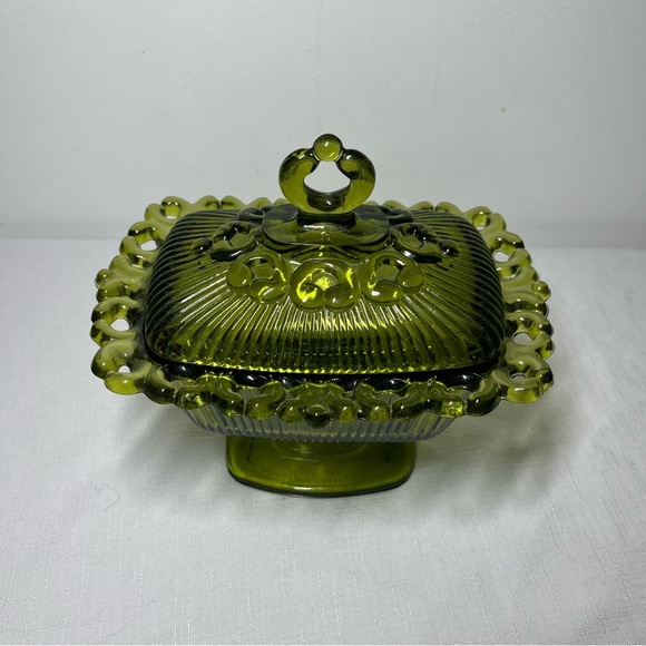 Vintage Indiana Glass Olive Green Rectangular Pedestal Lace Candy Dish w Lid. - Picture 3 of 7